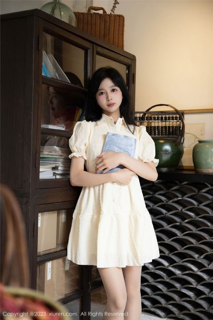 被同学调教的高贵的教师麻麻张强(1980)科幻片高清海报