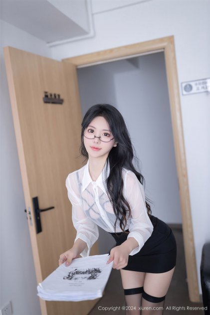 久久www免费人成精品下载海报